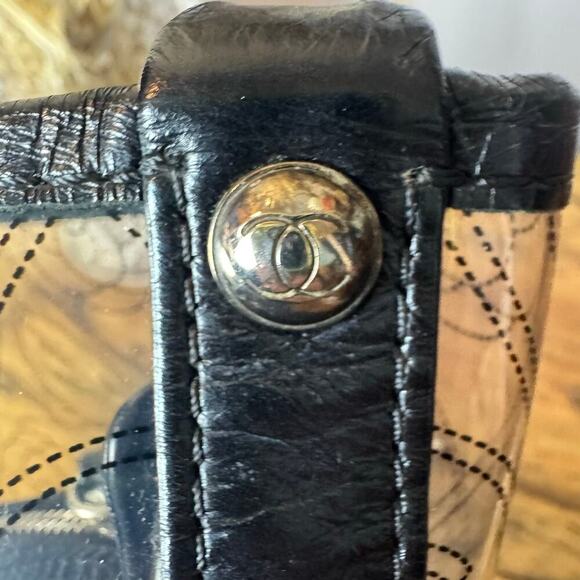 Chanel Camelia Flower Clear PVC Leather Crossbody Bucket Bag Authentic CoA - Picture 2 of 13